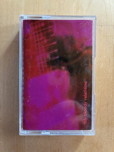 Cassette bloody - k7,